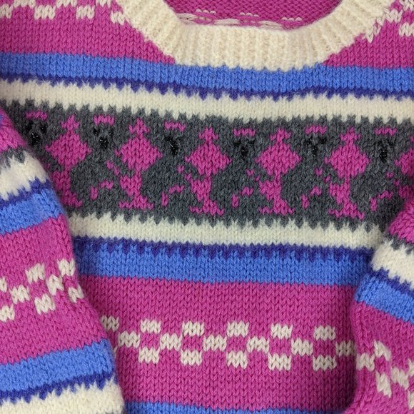 Hand knit wool koala design womens jumper (hole) - Picture 3 of 4